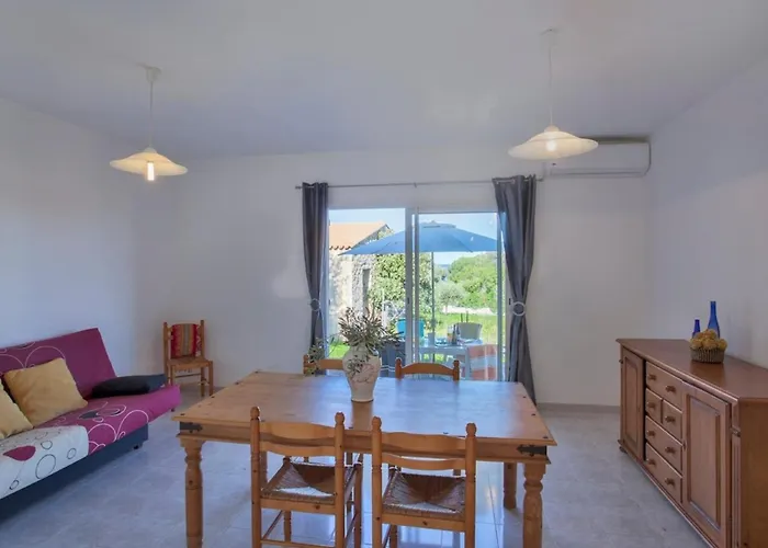 Domaine Bollaccia - Casa Ostriconi Appartamento *